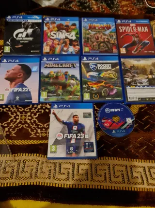 Lote 10 Juegos PS4 (Spider-Man, FIFA, Minecraft, S)