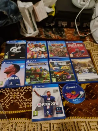 Lote 10 Juegos PS4 (Spider-Man, FIFA, Minecraft, S)
