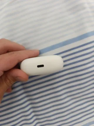 Auriculares Inalámbricos JBL Wave Beam Blancos