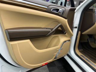 Porsche Cayenne GTS Exclusive