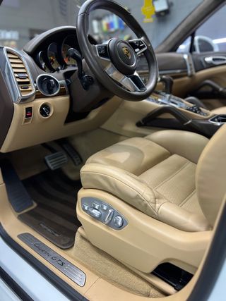 Porsche Cayenne GTS Exclusive