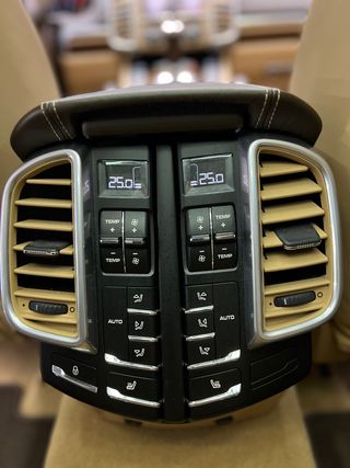 Porsche Cayenne GTS Exclusive