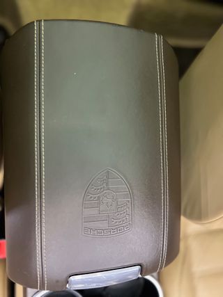 Porsche Cayenne GTS Exclusive