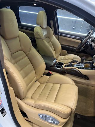 Porsche Cayenne GTS Exclusive