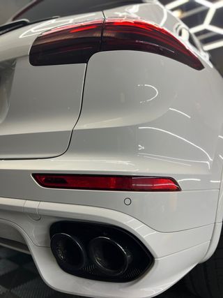 Porsche Cayenne GTS Exclusive