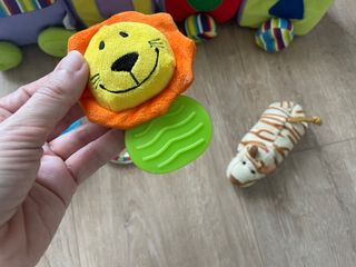 Tren de bloques con animales para bebé