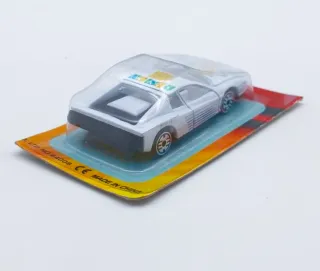 Auto da corsa Ferrari Testarossa per collezionisti industriali