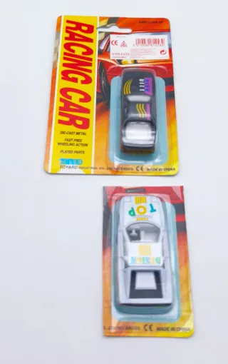 Auto da corsa Ferrari Testarossa per collezionisti industriali