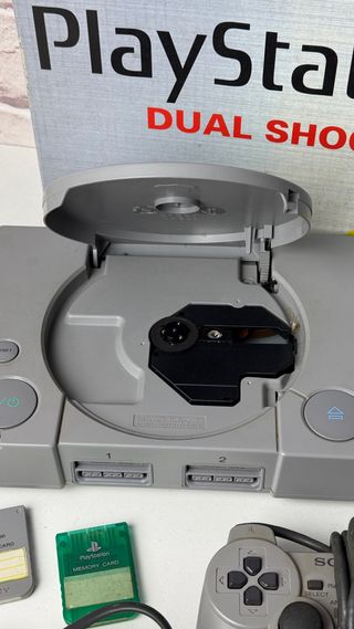 Consola PlayStation 1 Dual Shock Plata