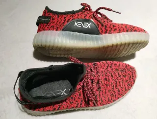 Zapatillas deportivas unisex talla 35