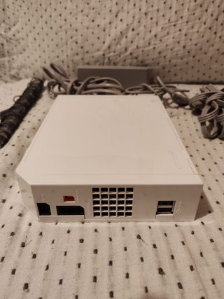 Console Nintendo Wii + accessori + 2 Giochi