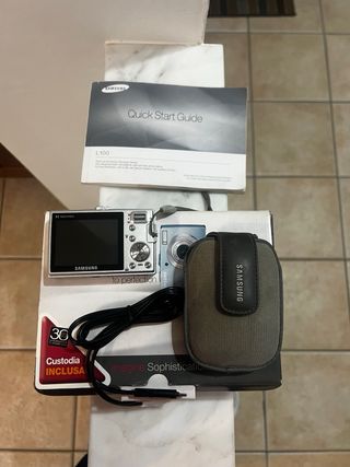 Samsung L100 Fotocamera Digitale Argento