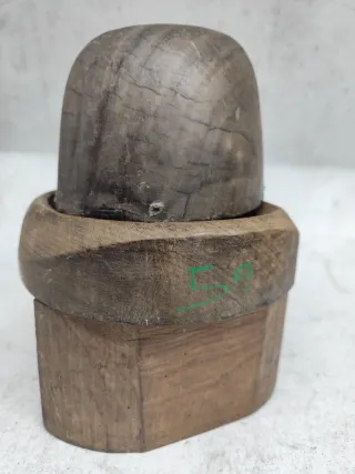 Molde de chapéu antigo madeira