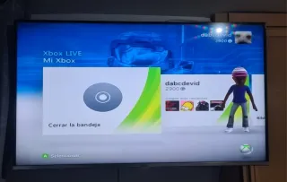 Xbox 360 Blanca + 15 Videojuegos + 2 Mandos