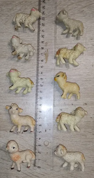 Conjunto di figurine di pecore per presepe con figure di pastori Cabezones