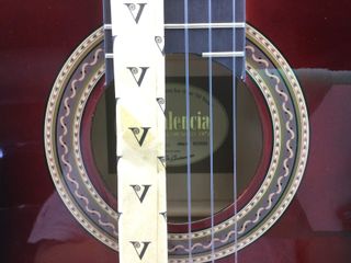 G11469-0 Guitarra Clasica Valencia Vc104Rds