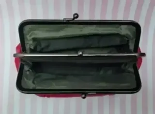 NOVEDAD! MONEDERO PIEL AUTÉNTICA UBRIQUE ROJO