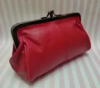 NOVEDAD! MONEDERO PIEL AUTÉNTICA UBRIQUE ROJO