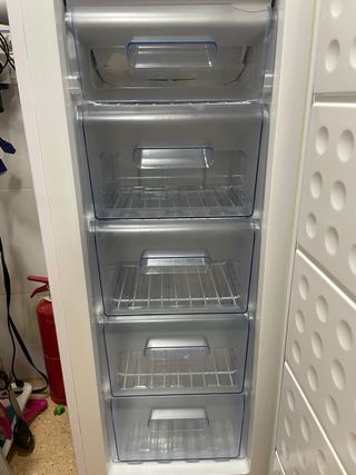 Congelatore verticale bianco ROMER