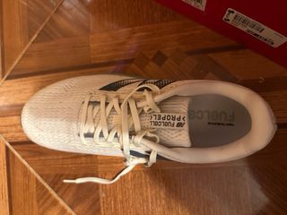 New Balance Propel Zapatillas Beige/Verde