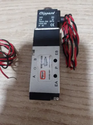 Válvula Solenoide Clippard MME-41NES DC24V