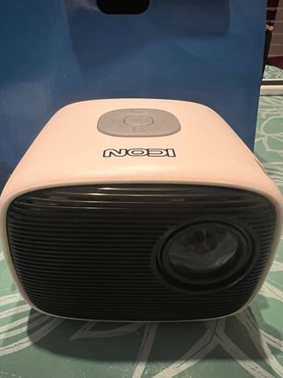 Mini Proyector NEON Portátil Cine en Casa