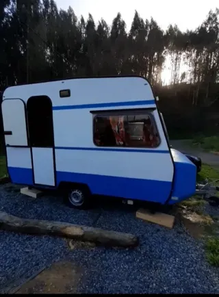 Caravana moncayo,menos de 750kg, con documentación
