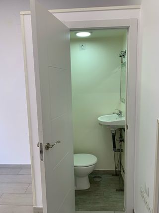 LOCAL COMERCIAL CENTRO DOS HERMANAS.