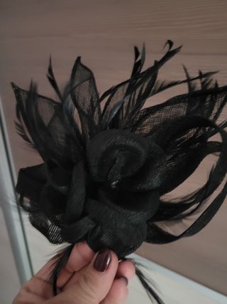 Tocado negro muy bueno y nuevo