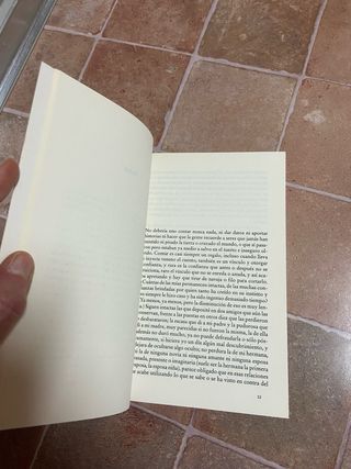 Tu rostro mañana. 1 Fiebre y lanza