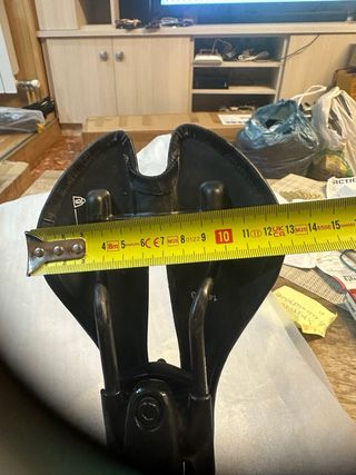 Sillín de bicicleta de carbono