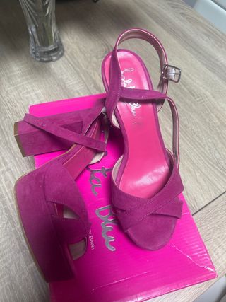 Zapatos de tacón fucsia
