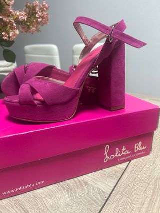 Zapatos de tacón fucsia