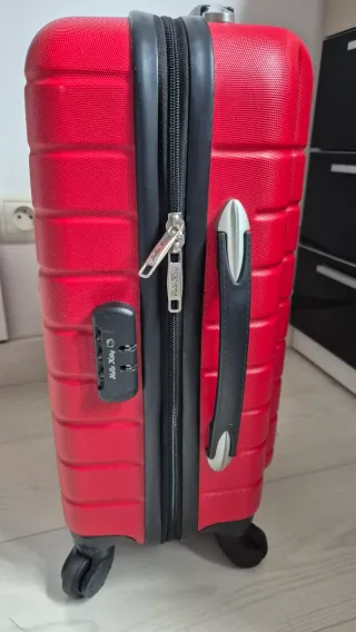 Valigia per bambini Hello Kitty + Regalo