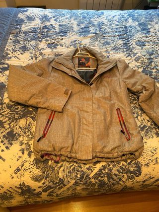 Chaqueta Boriken gris/Negra Poco Uso