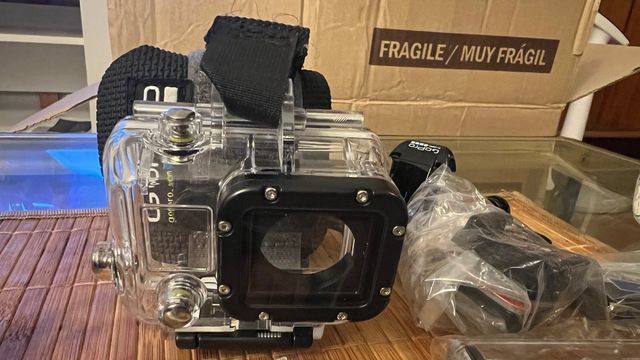 Lote cámara GoPro Hero 4 Plata. Ideal regalo