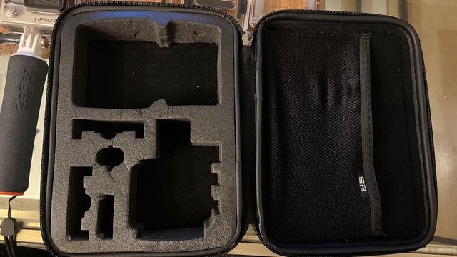 Lote cámara GoPro Hero 4 Plata. Ideal regalo