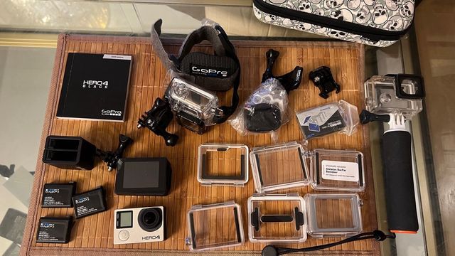 Lote cámara GoPro Hero 4 Plata. Ideal regalo