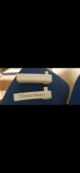 Xbox 360 Blanca con Luz Roja juegos y accesorios