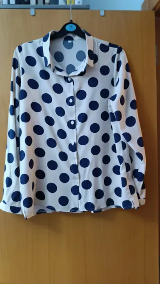 Camisa lunares azul y blanco talla S