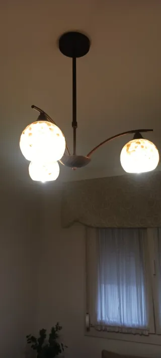 Lampada da soffitto moderna in cristallo e metallo