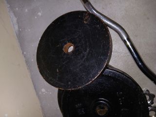 106kg en discos sueltos+ barra EZ +banco