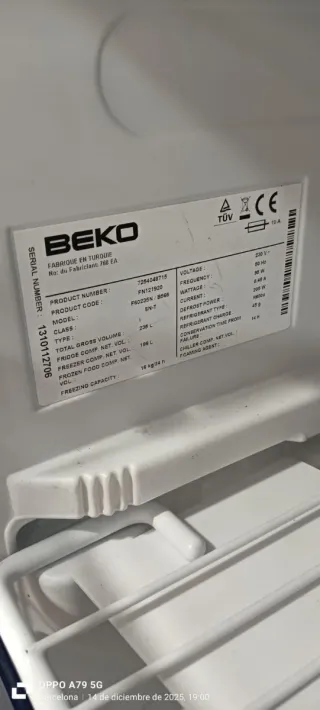 Congelador Vertical Beko A+