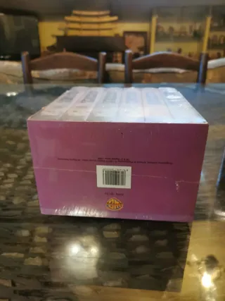 Serie di Friends in VHS, 3 stagioni mai aperte