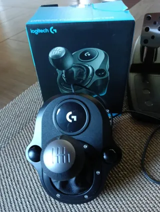 Volante Logitech G29 + Pedali + Cambio PS4