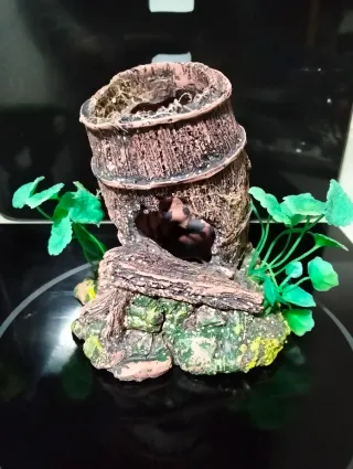 Decoración Acuario: Jarrón y Barril