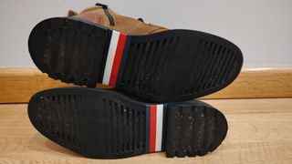 Stivali Tommy Hilfiger in pelle scamosciata