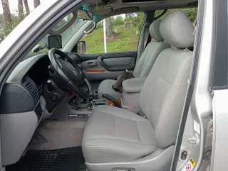 Toyota Land Cruiser 100 2003