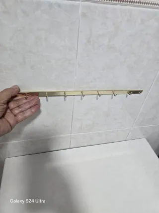 Appendiabiti da cucina 40 cm in metallo dorato