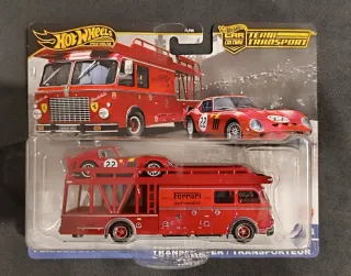 Hot Wheels Ferrari Team Transport